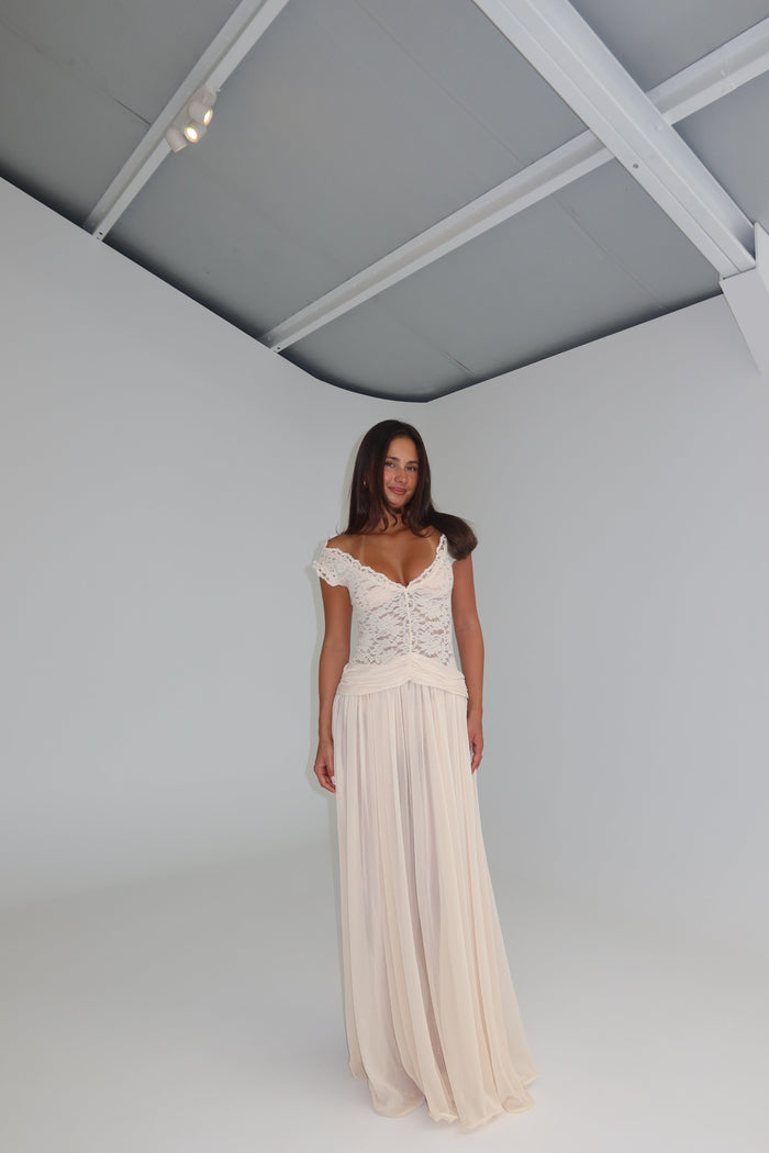 Arcina Ori Arabella Gown Cream shortandsweethire