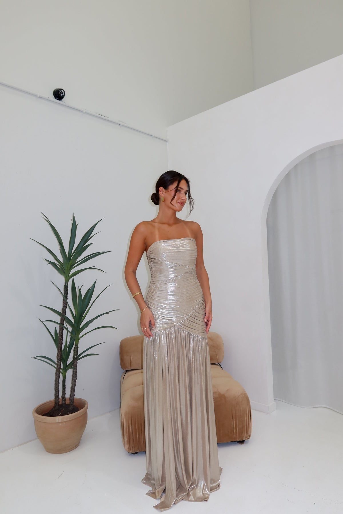 Retrofete Josie Maxi Gown – shortandsweethire