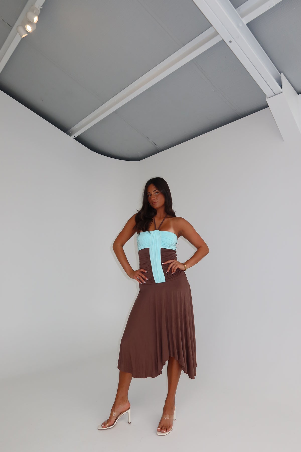 I am Delilah Allegra Midi Taupe