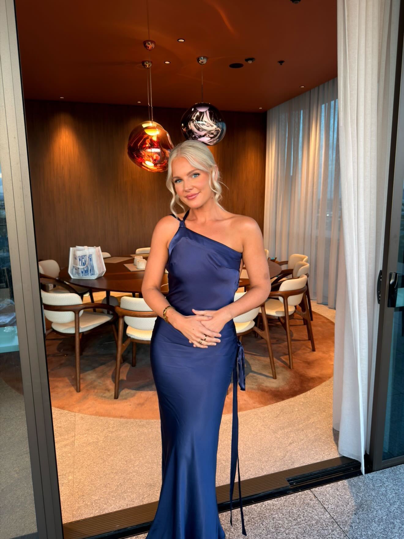 Tap to view the dress