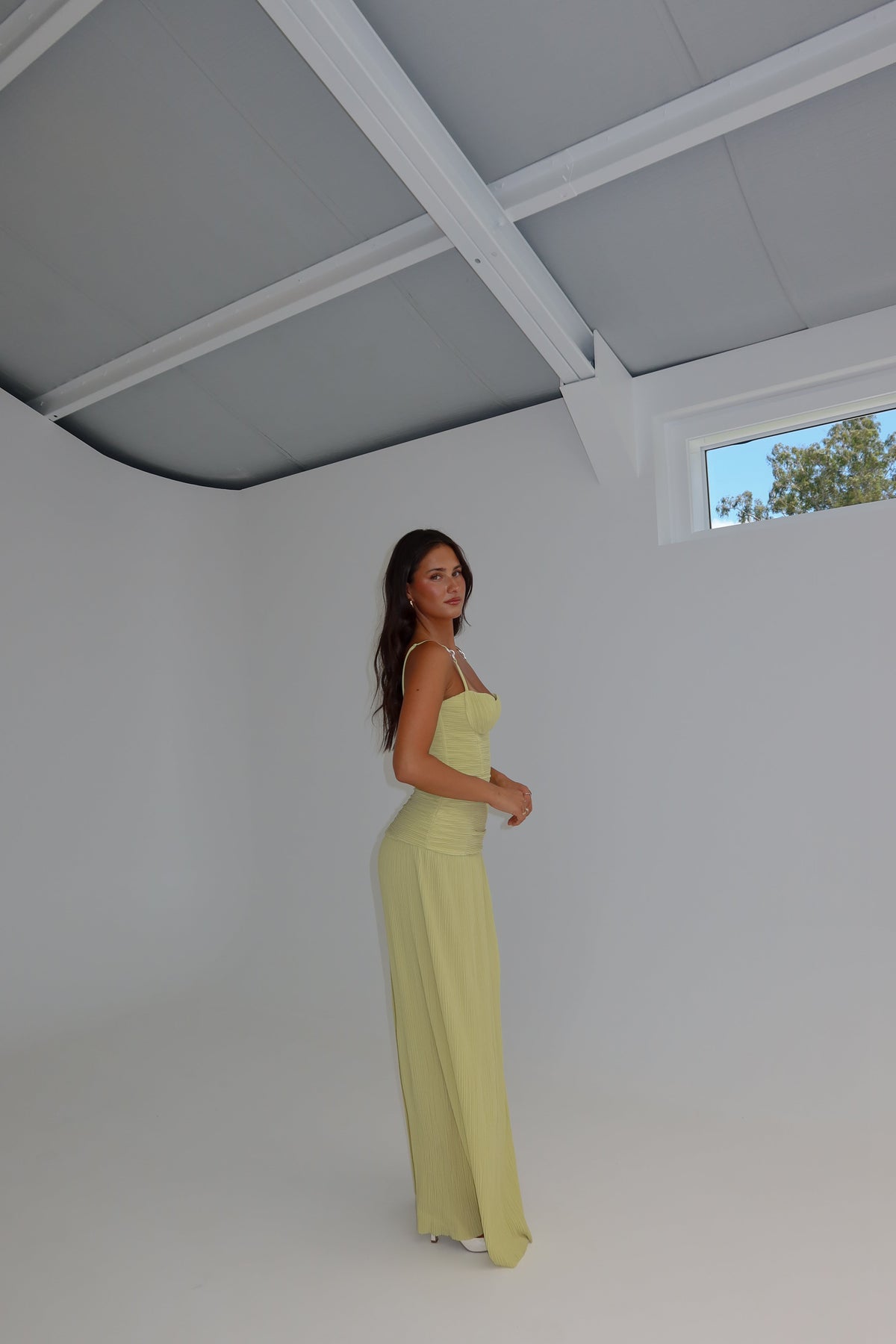 Manning Cartell Double Time Pleat Maxi Pistachio shortandsweethire Manning Cartell Double Time Pleat Maxi Pistachio shortandsweethire
