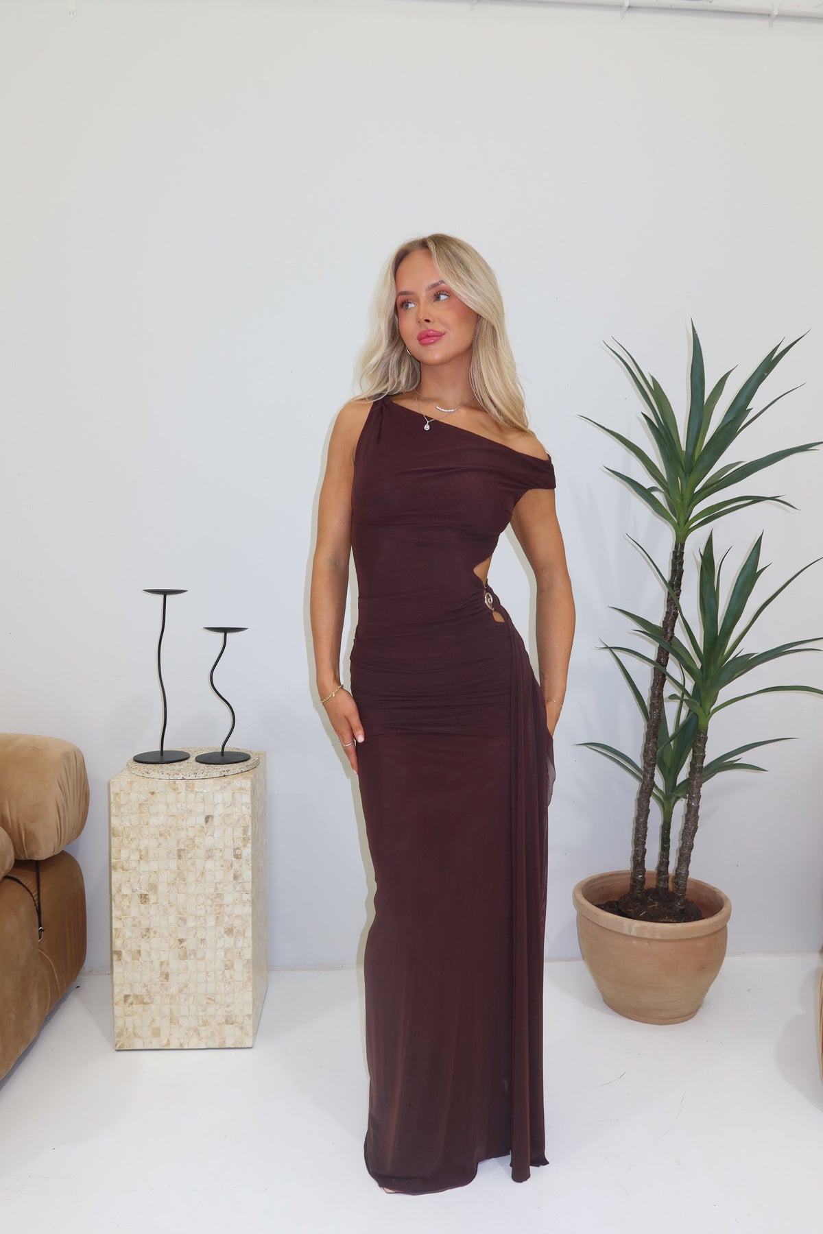 Bec + Bridge Kailani Gown Chocolate Brown shortandsweethire Bec + Bridge Kailani Gown Chocolate Brown shortandsweethire