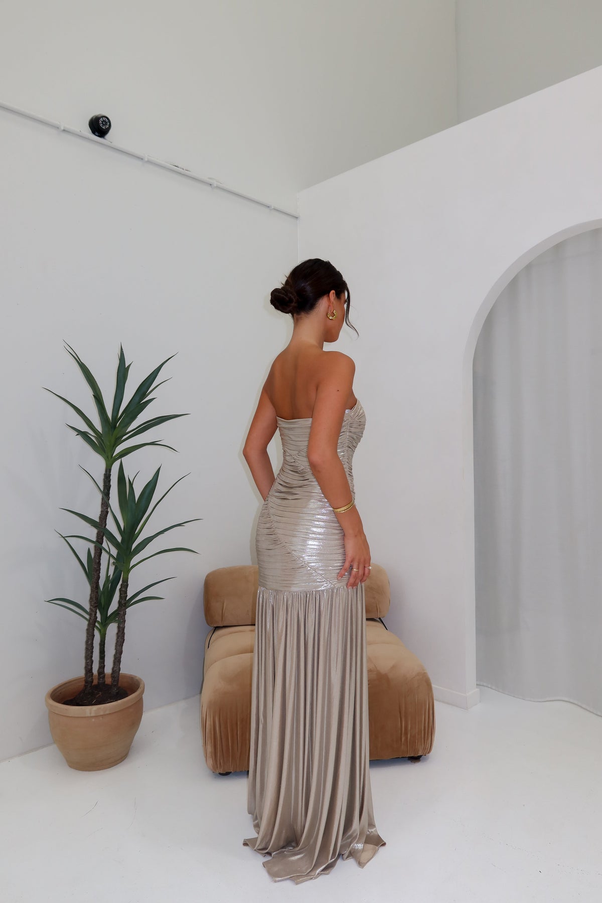 Retrofete Josie Maxi Gown – shortandsweethire