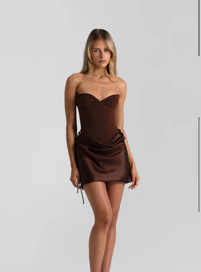 natalie rolt florence mini dress DESIGNER DRESS + OUTFIT HIRE BRISBANE | Natalie Rolt, Florence mini dress Size 6 RRP: $400 Hire: $110