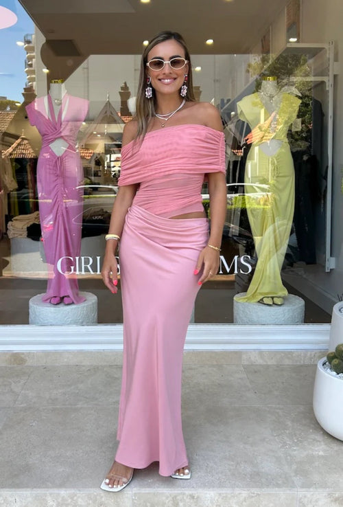 benni nico off shoulder maxi dress Benni Nico Off Shoulder Maxi Candy Floss – shortandsweethire