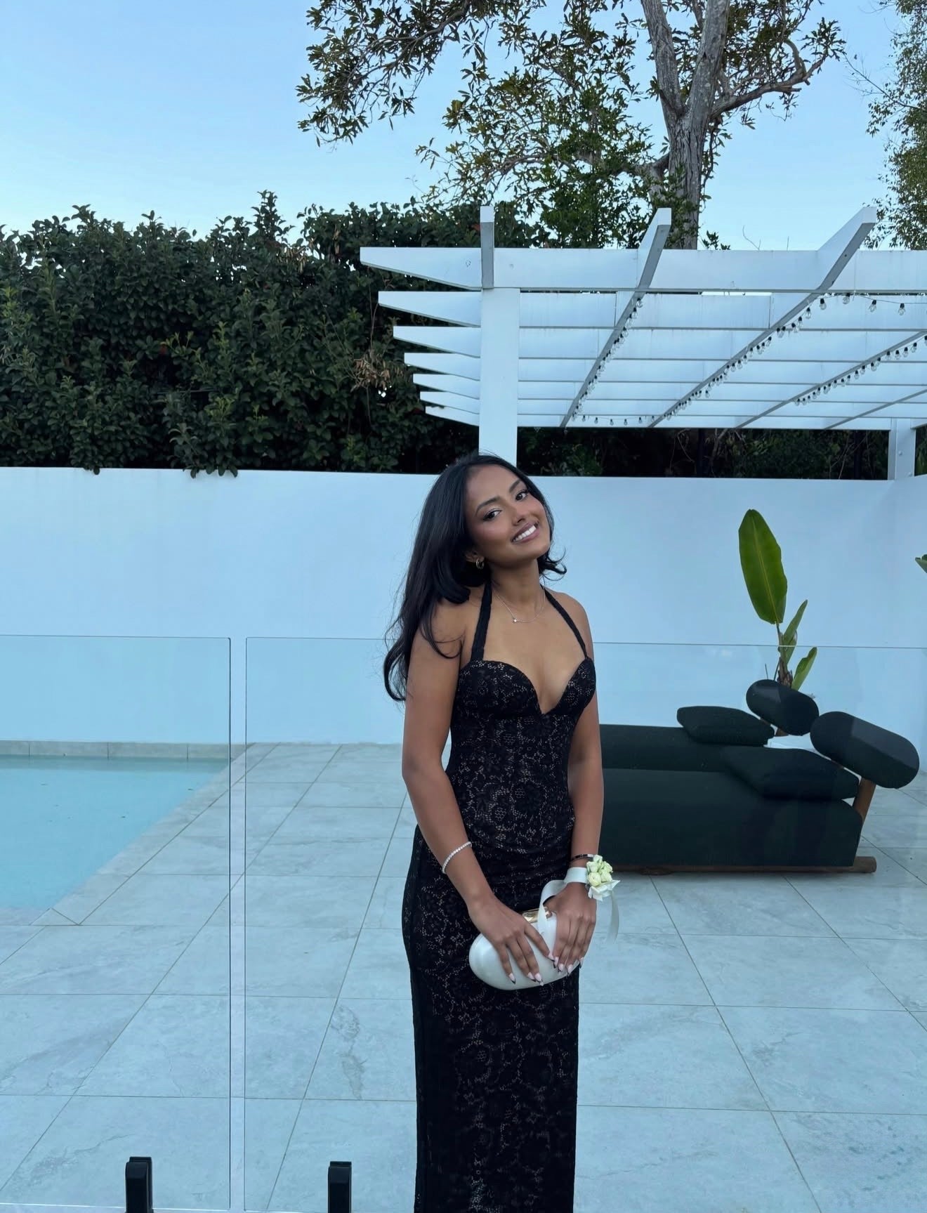 Tap to view the dress