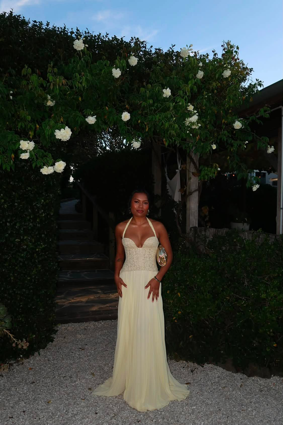 Tap to view the dress